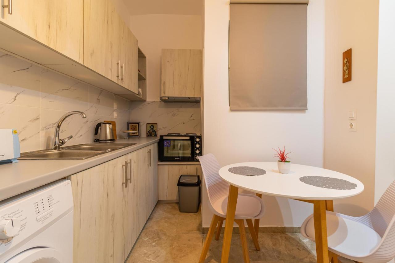 Korinthos Downtown Apartment Eksteriør bilde